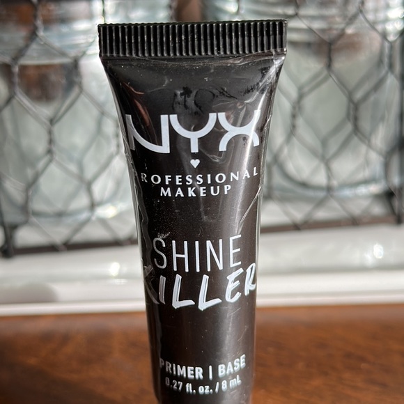 Shine Killer Mattifying Primer Mini Infused with Charcoal 0.27fl oz - Picture 8 of 10